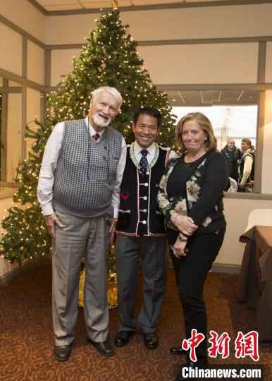  云南旅行达人与意大利“老哥”的相互鼓励：“一起加油”